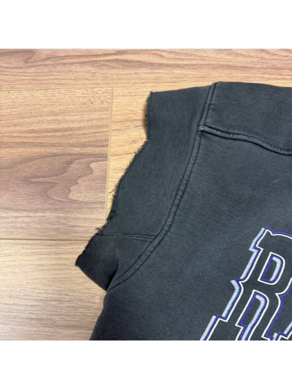 Vintage 90s Baltimore Ravens Sweatshirt Mens L Thrashed Faded Black NFL - Picture 6 of 11